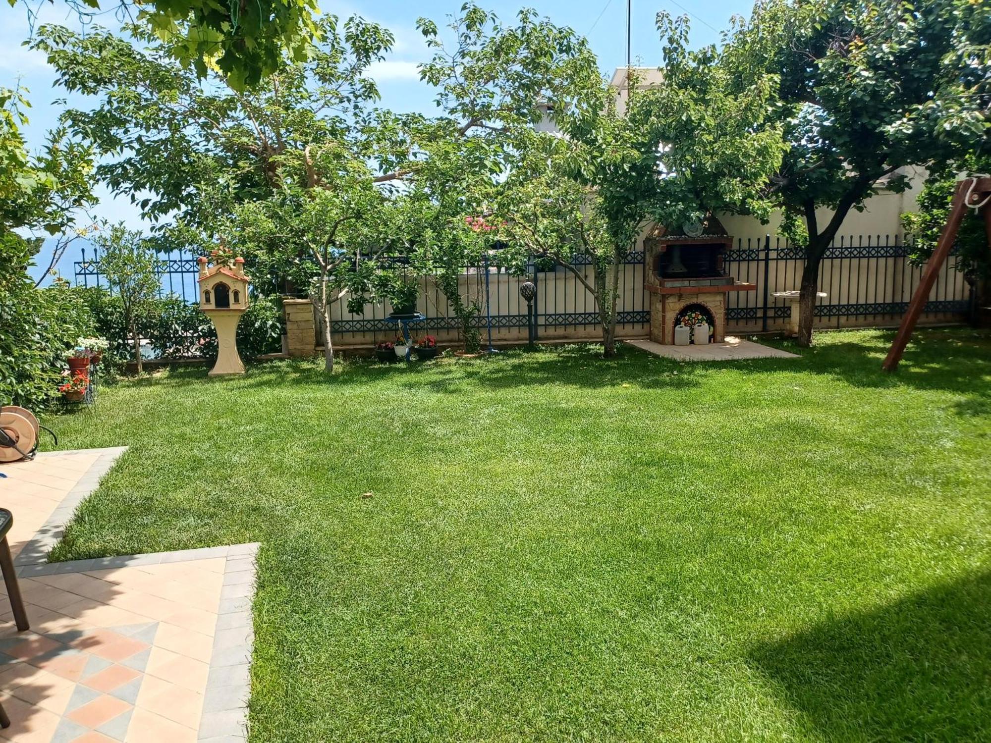 Garden House Near The Sea Apartman Kavála Kültér fotó